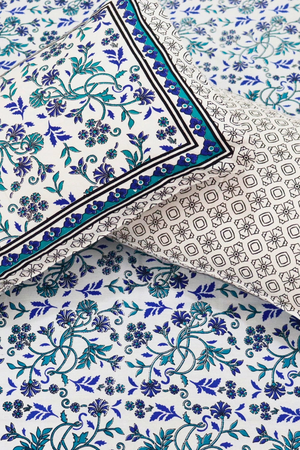 Kalamkari Cotton Bedsheet with 2 Pillow Covers Double Bed size Blue