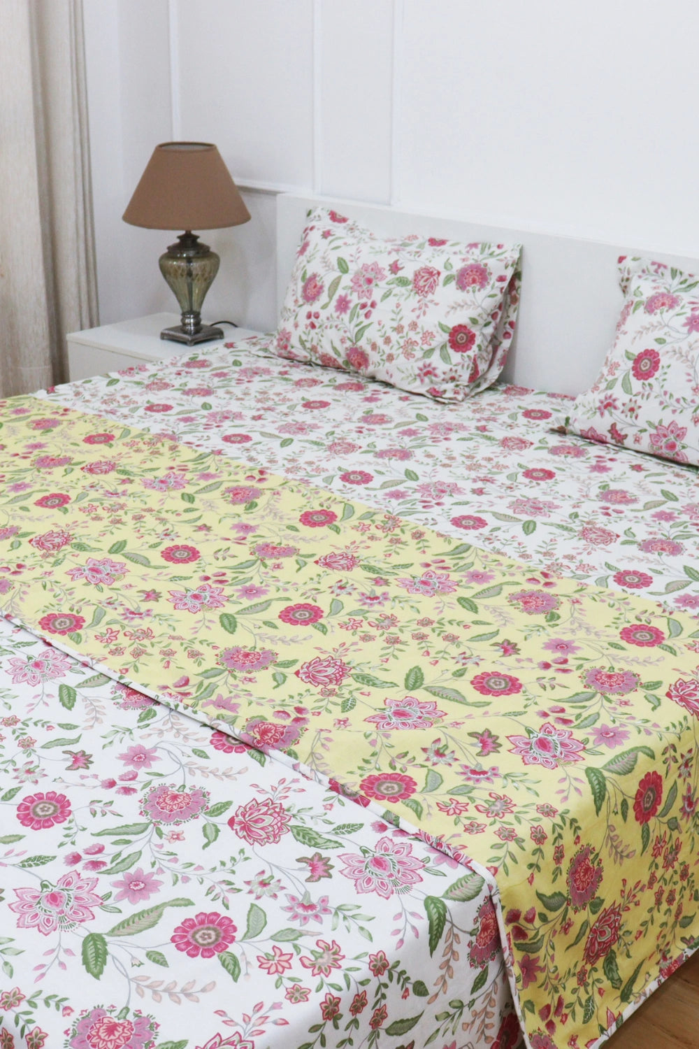 Utsav Reversible Mulmul Dohar King Size 210 TC