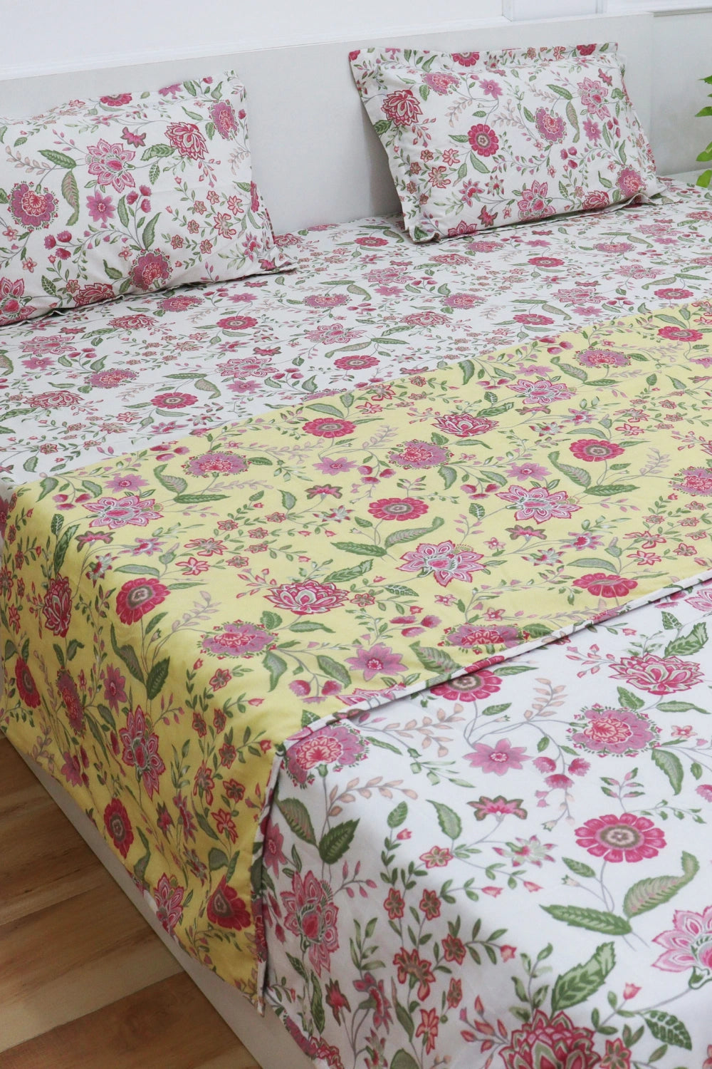 Utsav Reversible Mulmul Dohar King Size 210 TC