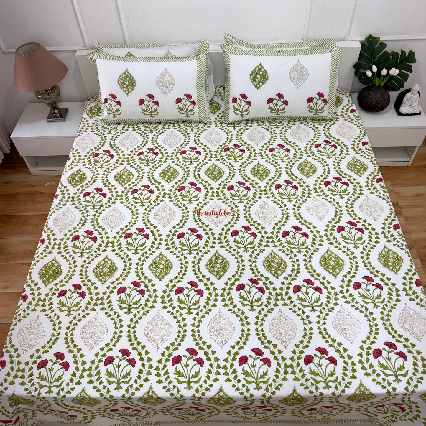 Ramya Hand Block Soft Cotton Bedsheet with 2 Pillow Covers Mughal