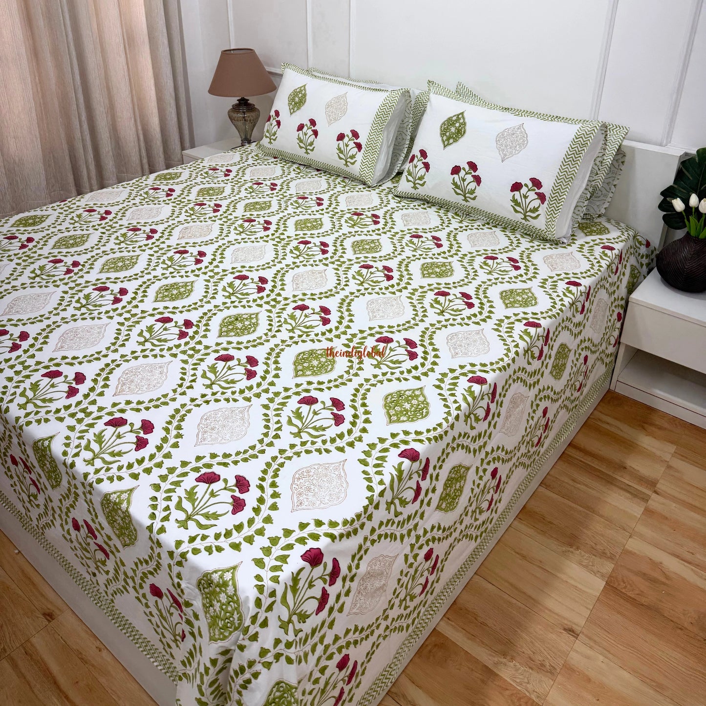 Ramya Hand Block Soft Cotton Bedsheet with 2 Pillow Covers Mughal