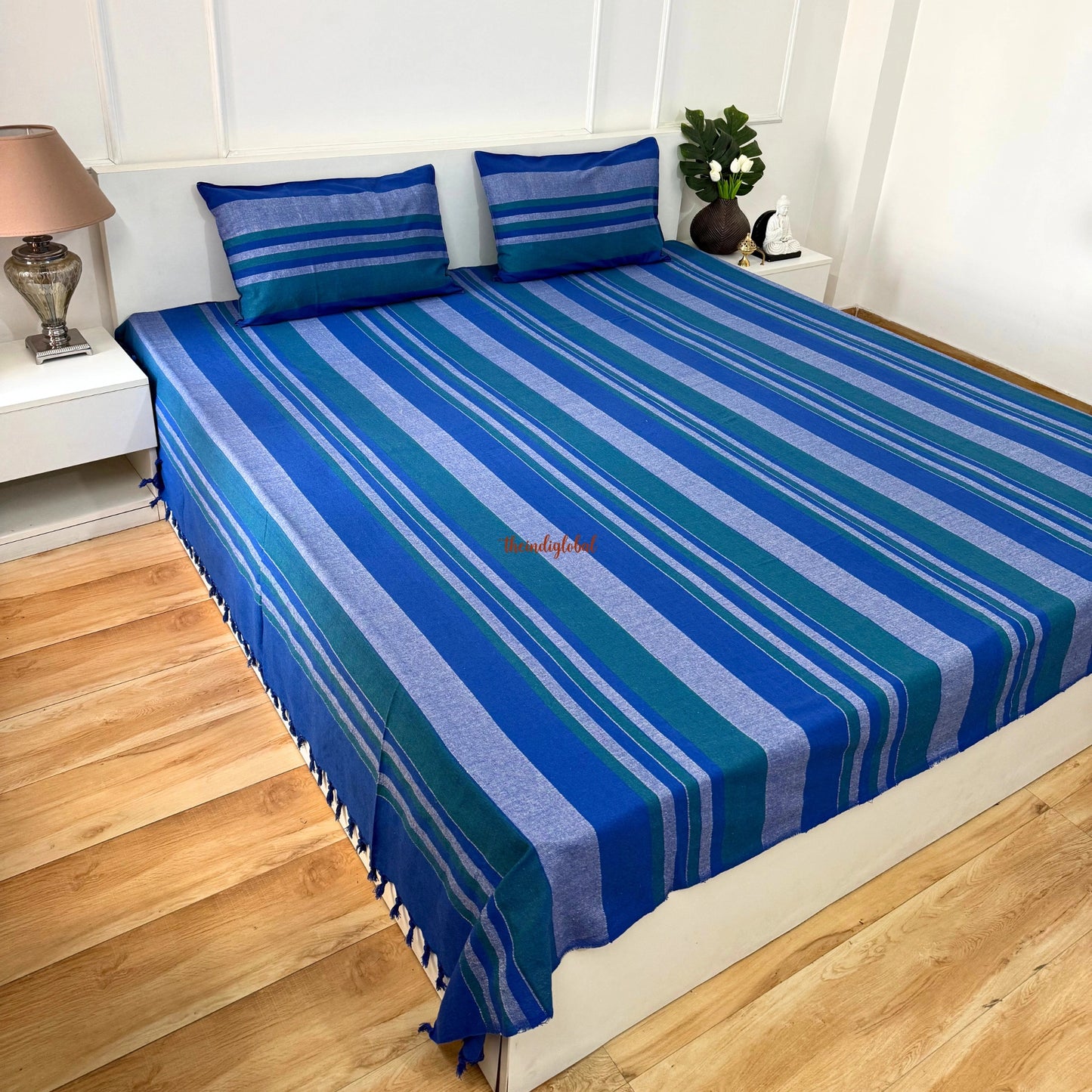 Handloom Cotton Bedsheet with Pillow Covers Blue