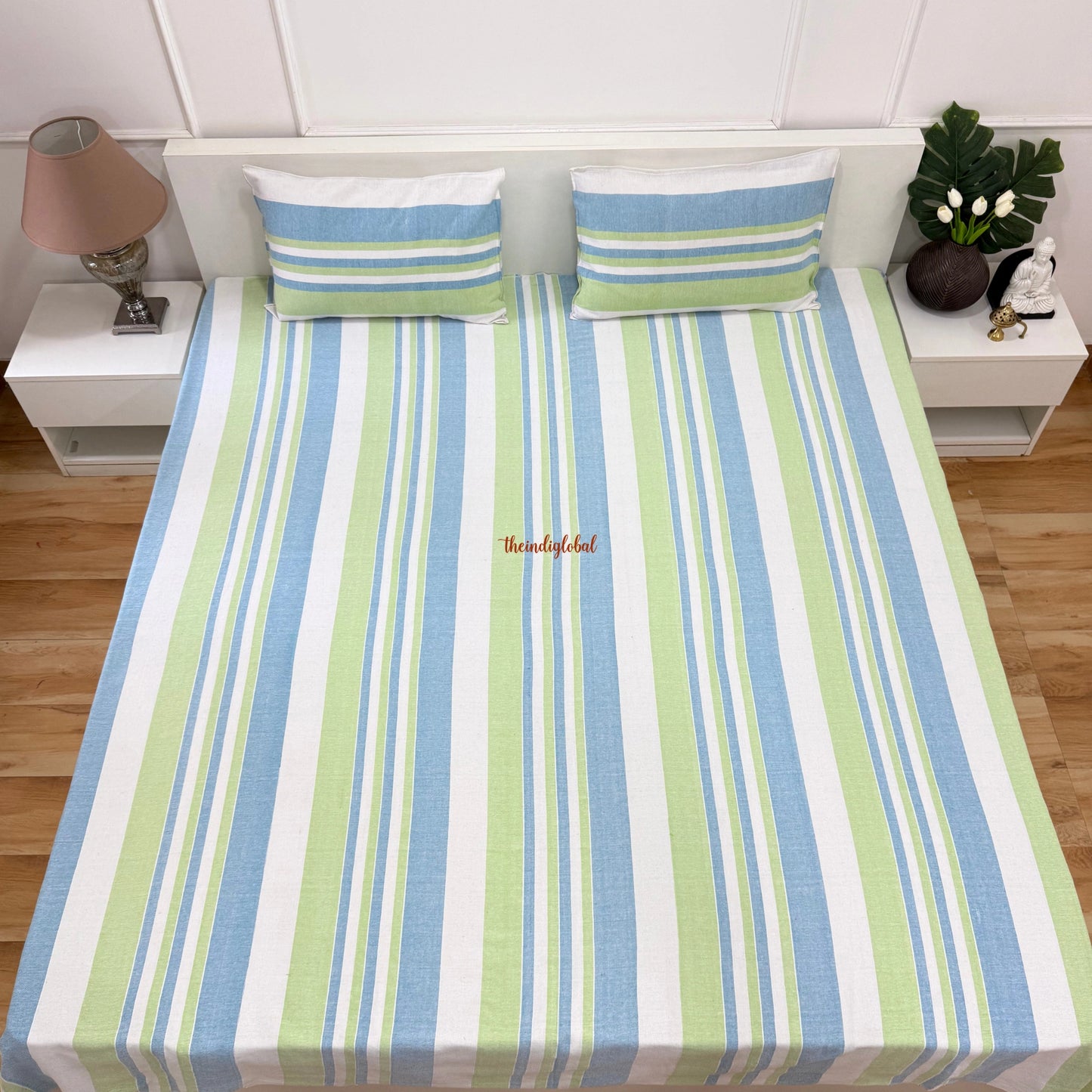 Handloom Cotton Bedsheet with Pillow Covers Blue White