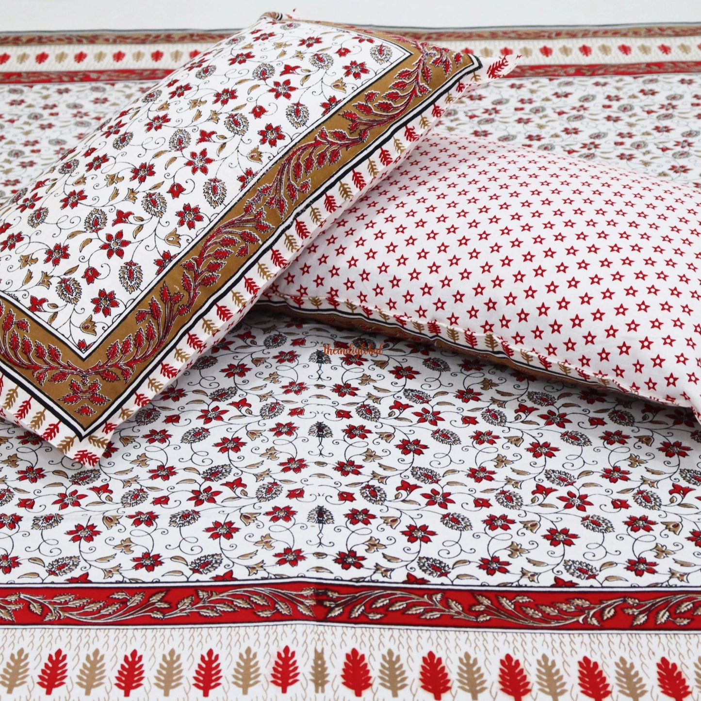 Kalamkari Cotton Bedsheet with 2 Pillow Covers Double Bed size Red