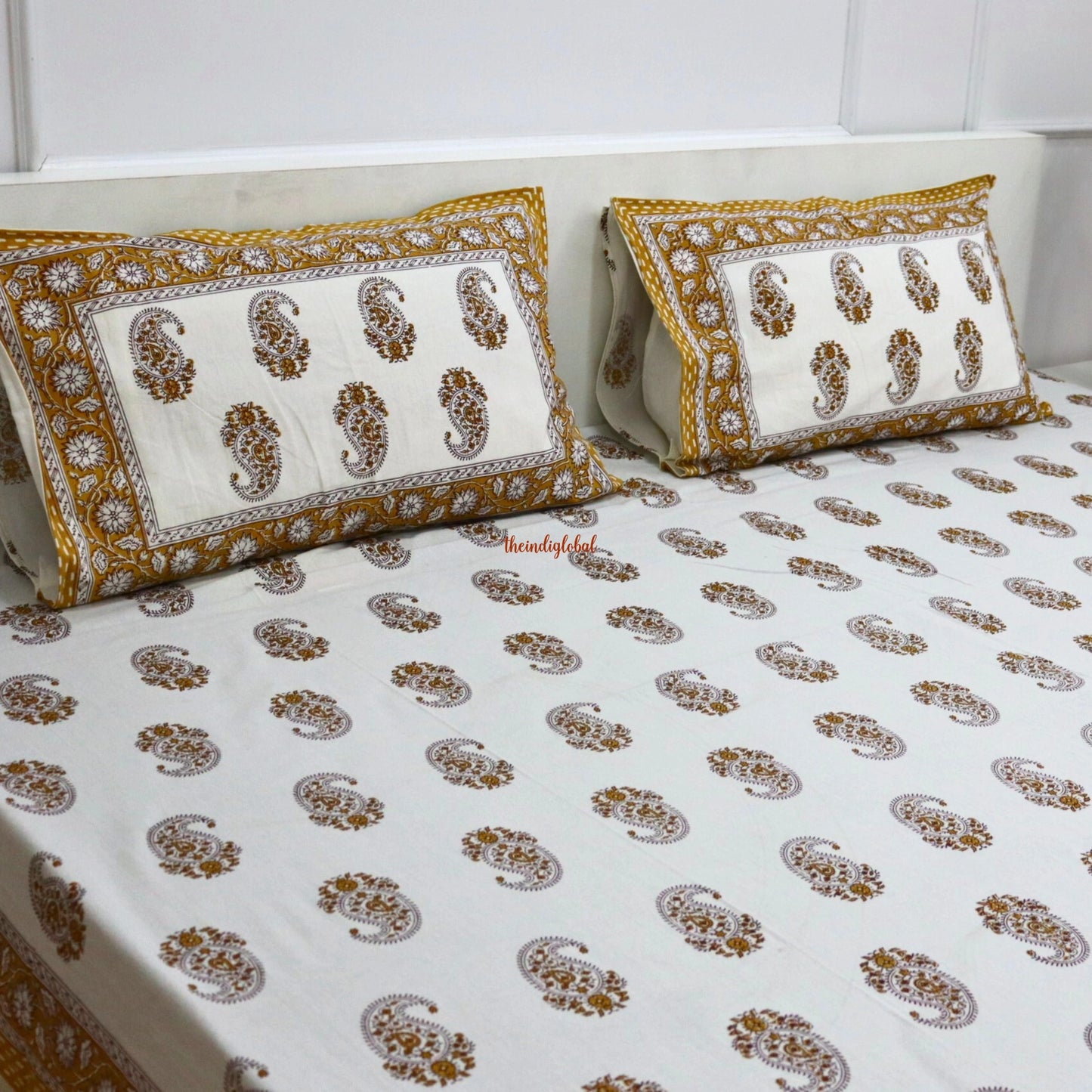 Paisley Cotton Bedsheet with 2 Pillow Covers King size Mustard