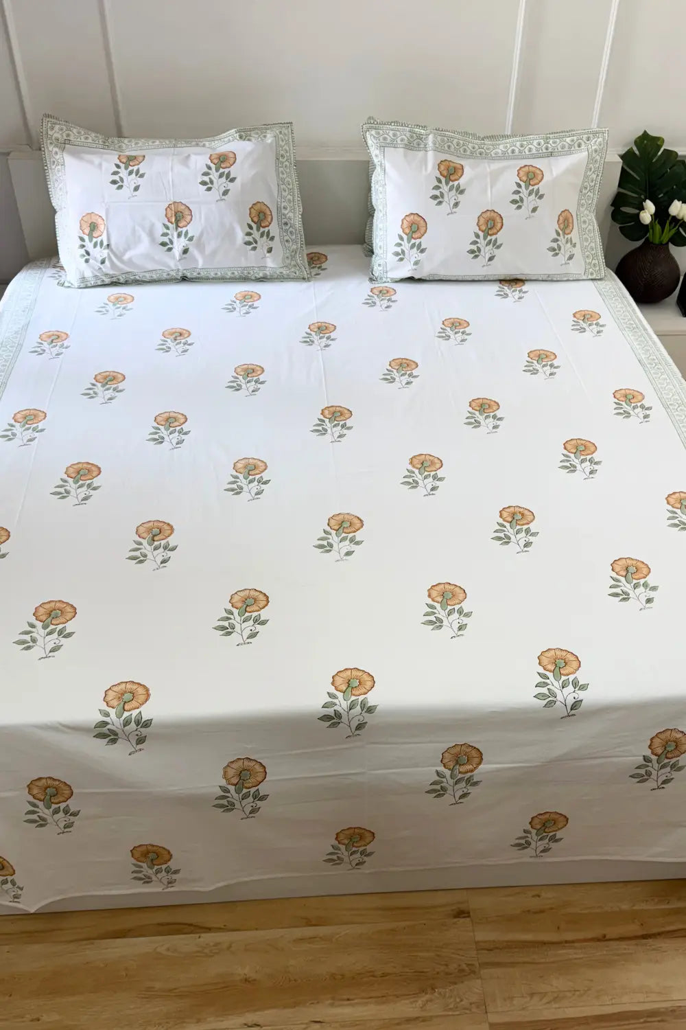 Ramya Hand Block Soft Cotton Bedsheet with 2 Pillow Covers 108*108 inches