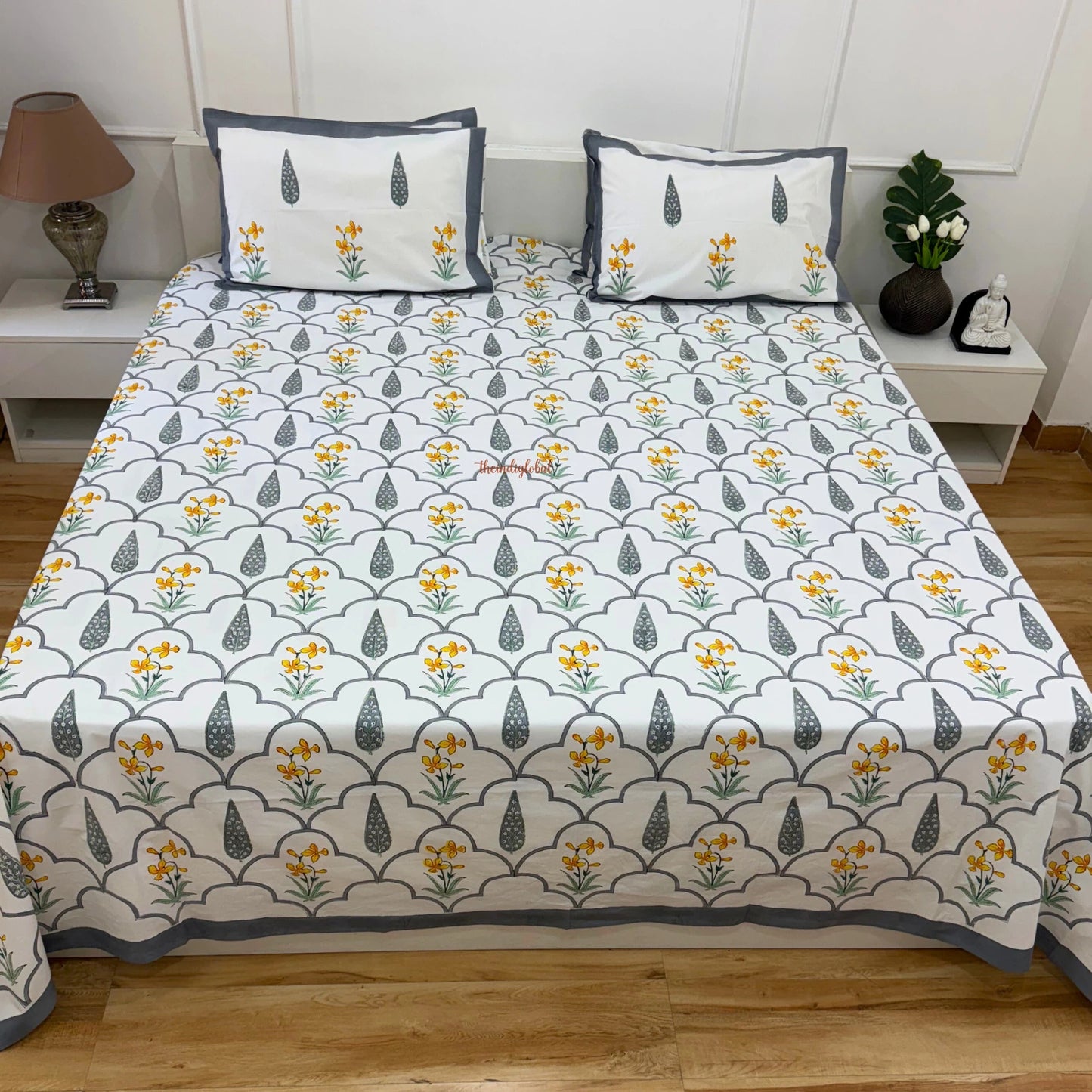 Ramya Hand Block Soft Cotton Bedsheet with 2 Pillow Covers Grey