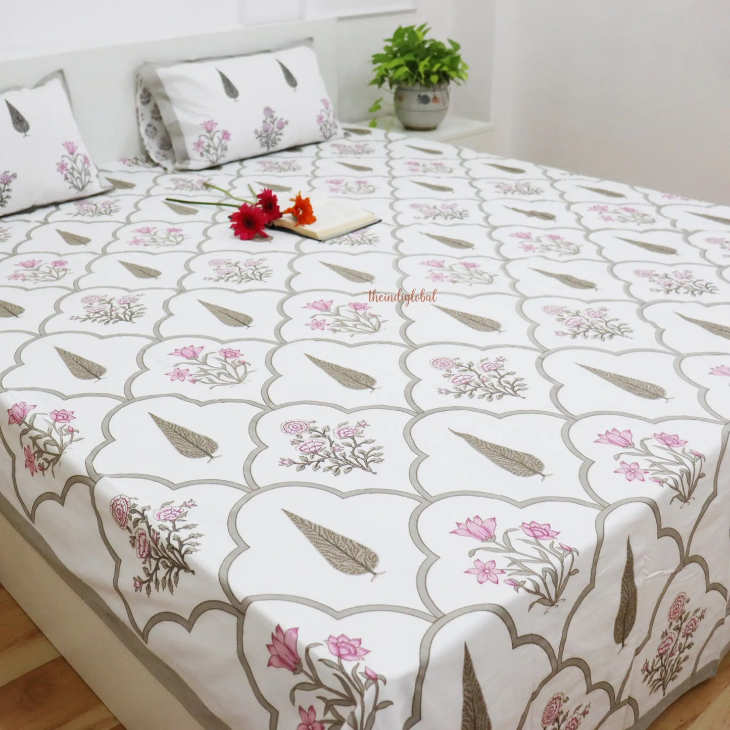 Veda Hand Block Soft Cotton Bedsheet with 2 Pillow Covers Brown