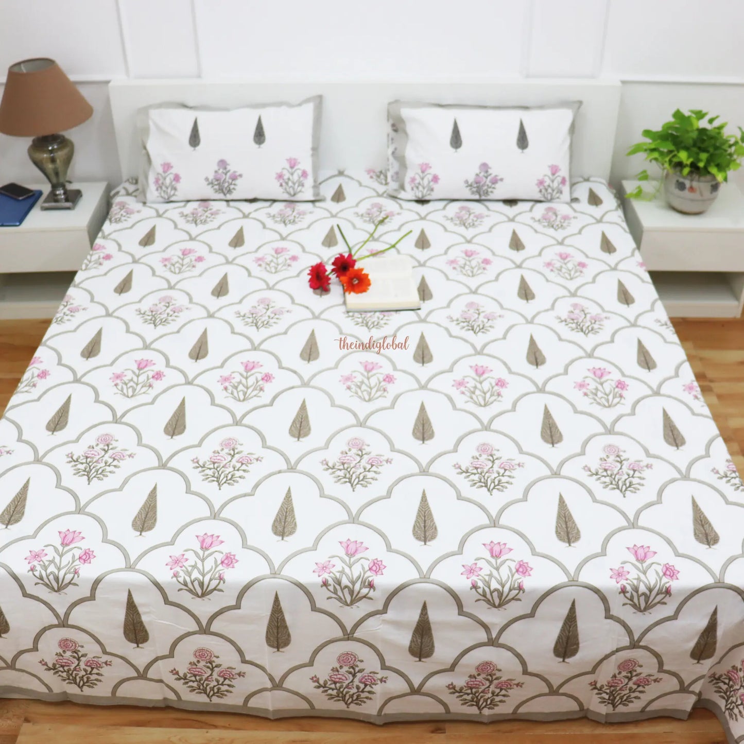 Veda Hand Block Soft Cotton Bedsheet with 2 Pillow Covers Brown