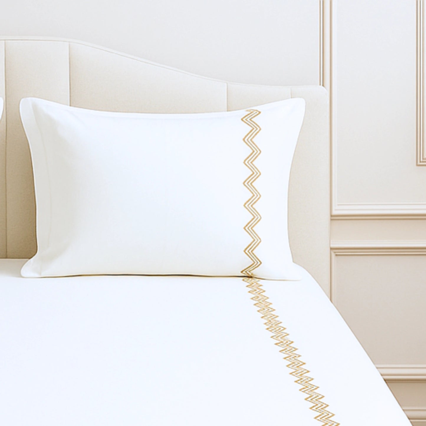 White 400TC Percale Hand Embroidered 100% Cotton Bedsheet