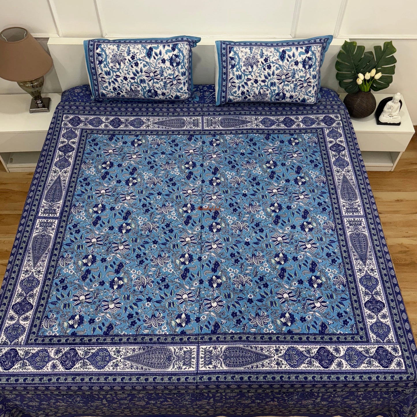 Homi Cotton Bedsheet for Super King Size Bed With Two Reversible Pillow Covers Blue
