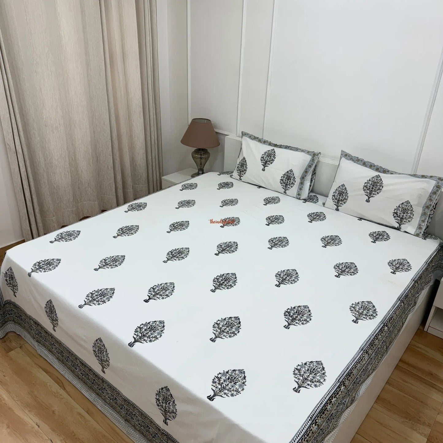 Veda Hand Block Soft Cotton Bedsheet with 2 Pillow Covers Grey