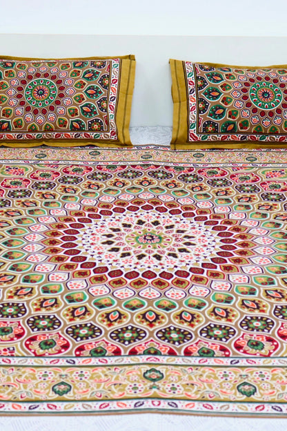 Mandala Cotton Bedsheet with 2 Pillow Covers Double Bed size Green Red