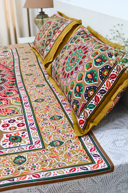 Mandala Cotton Bedsheet with 2 Pillow Covers Double Bed size Green Red