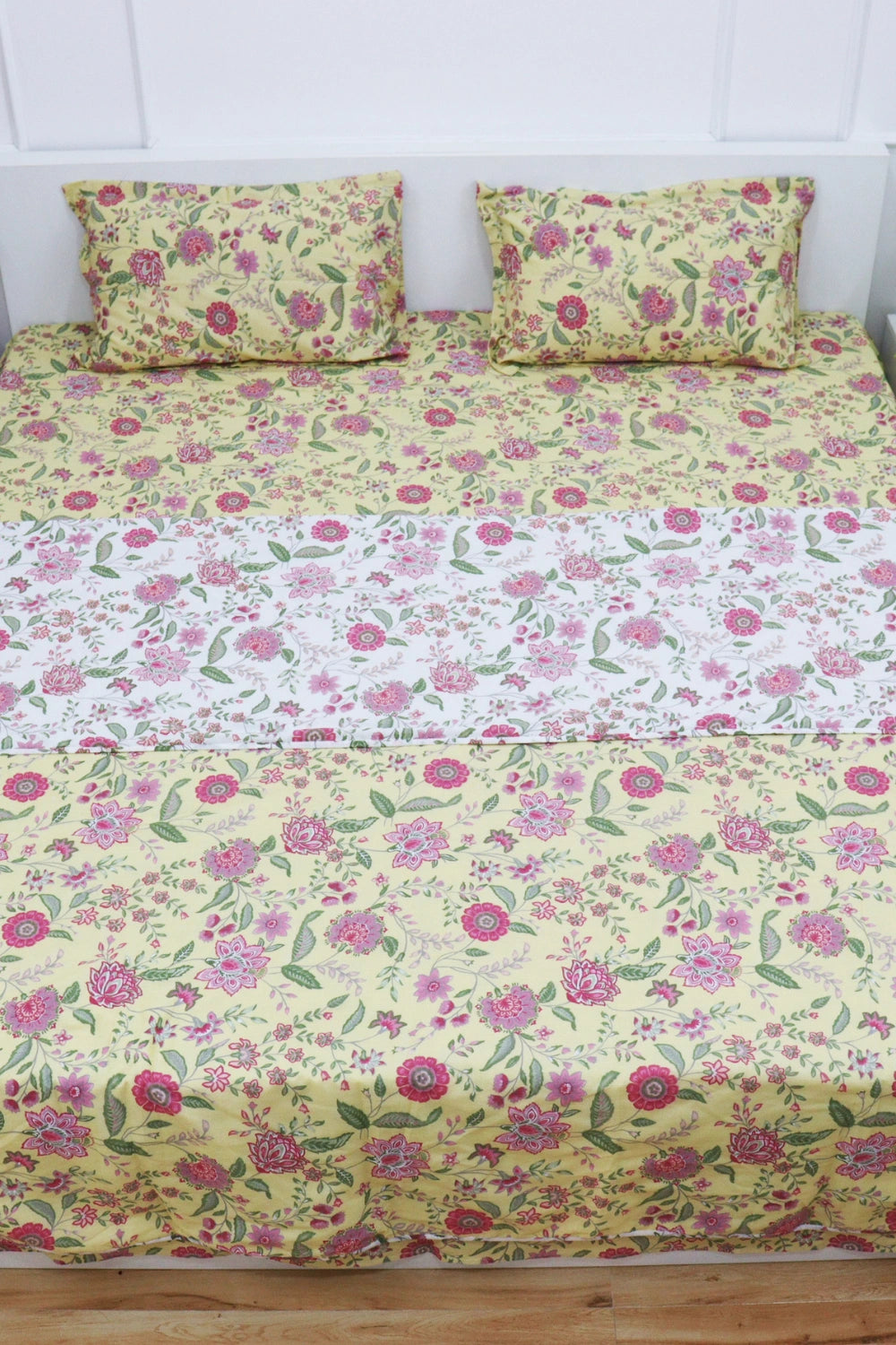 Utsav Reversible Mulmul Dohar for King Size Bed 300 TC