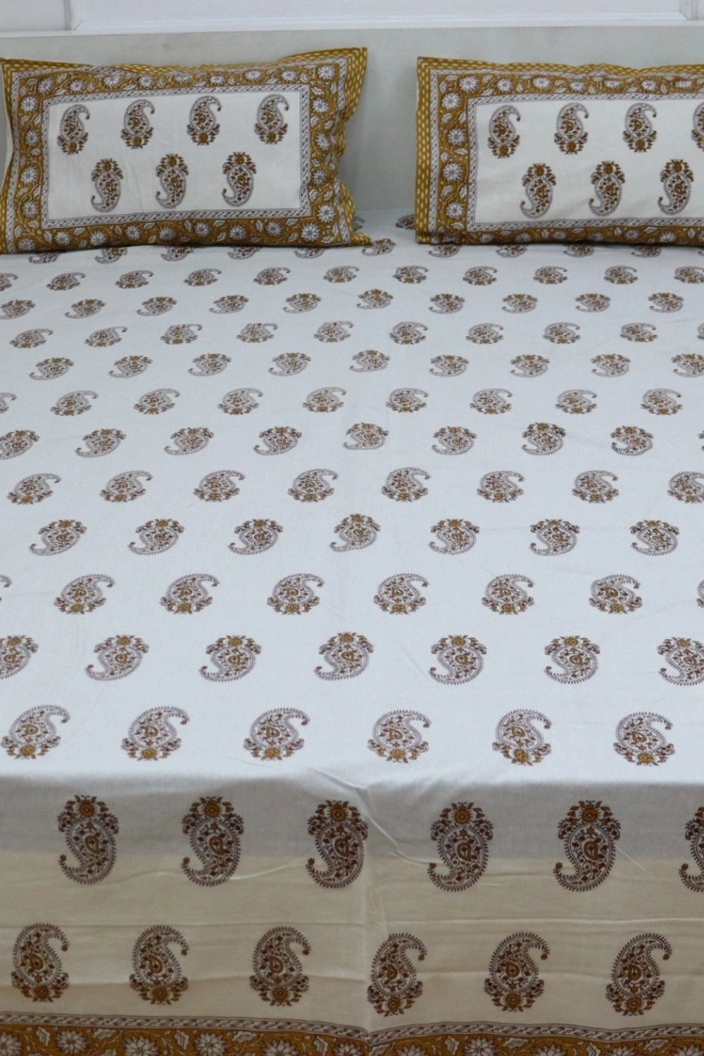 Paisley Handprinted Cotton Bedsheets King Size