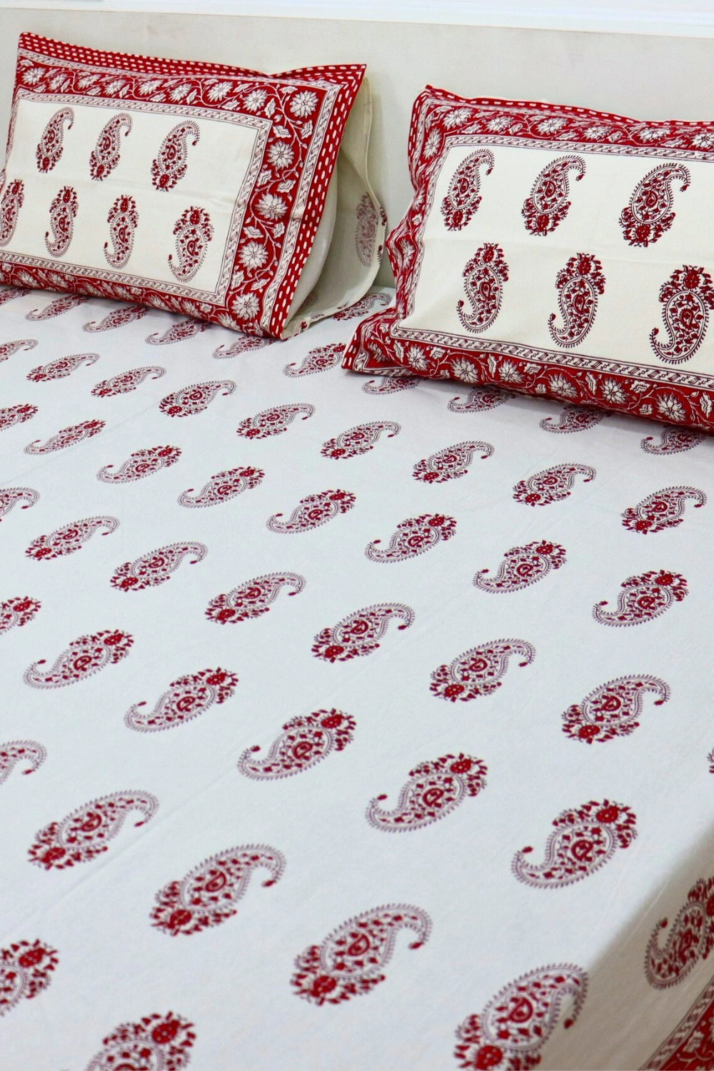 Paisley Handprinted Cotton Bedsheets Double Bed