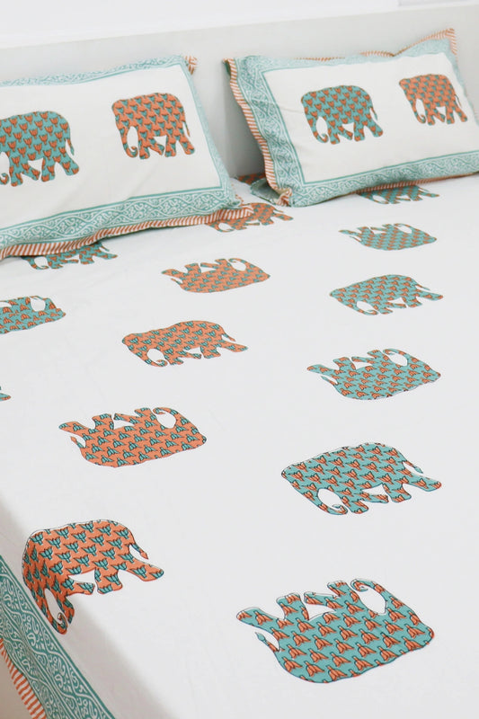 Gajanan Cotton Bedsheet with 2 Pillow Covers King size Multi