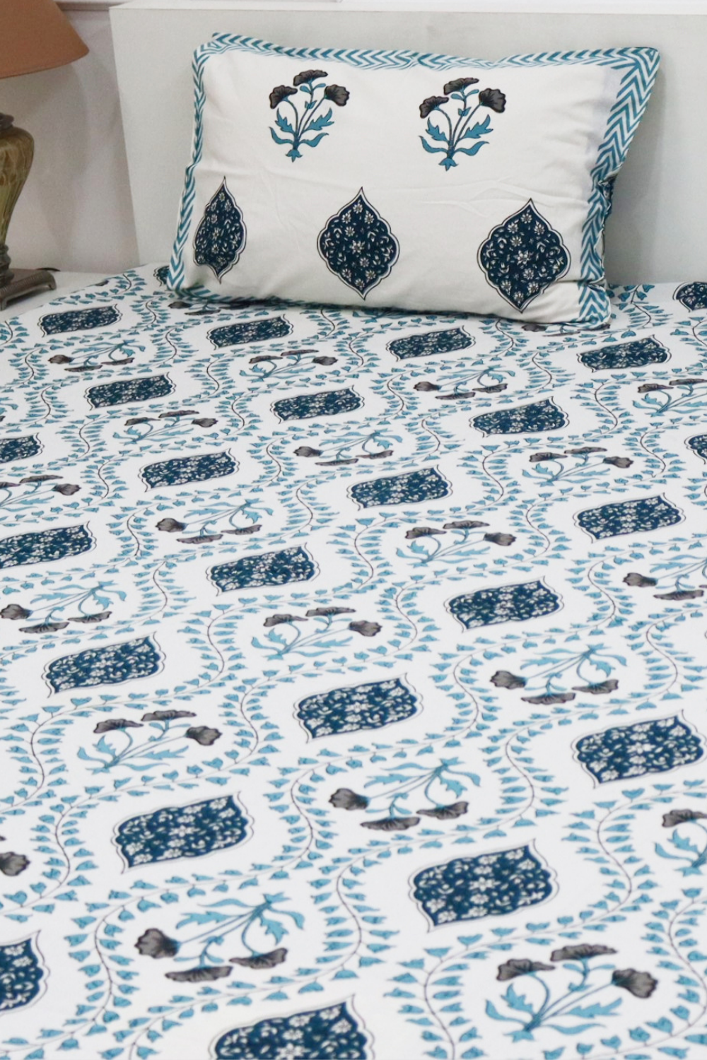 Mughal Garden Cotton Bedsheet with 2 Pillow Covers King size Blue