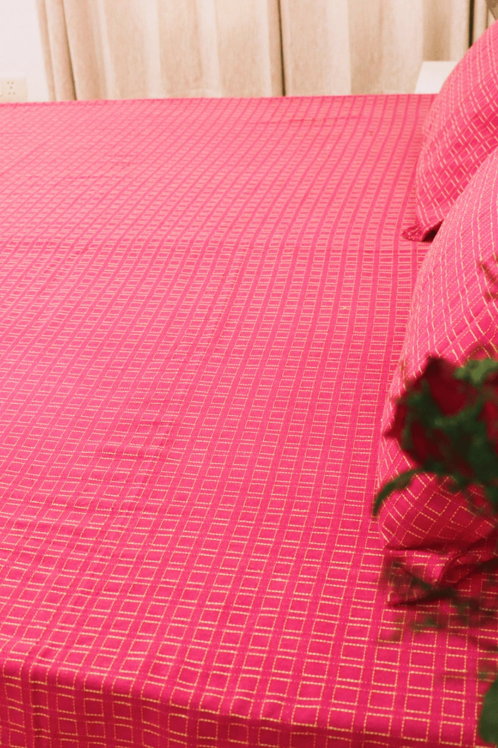 Quilted Bedsheet with Two Pillow Covers Pink