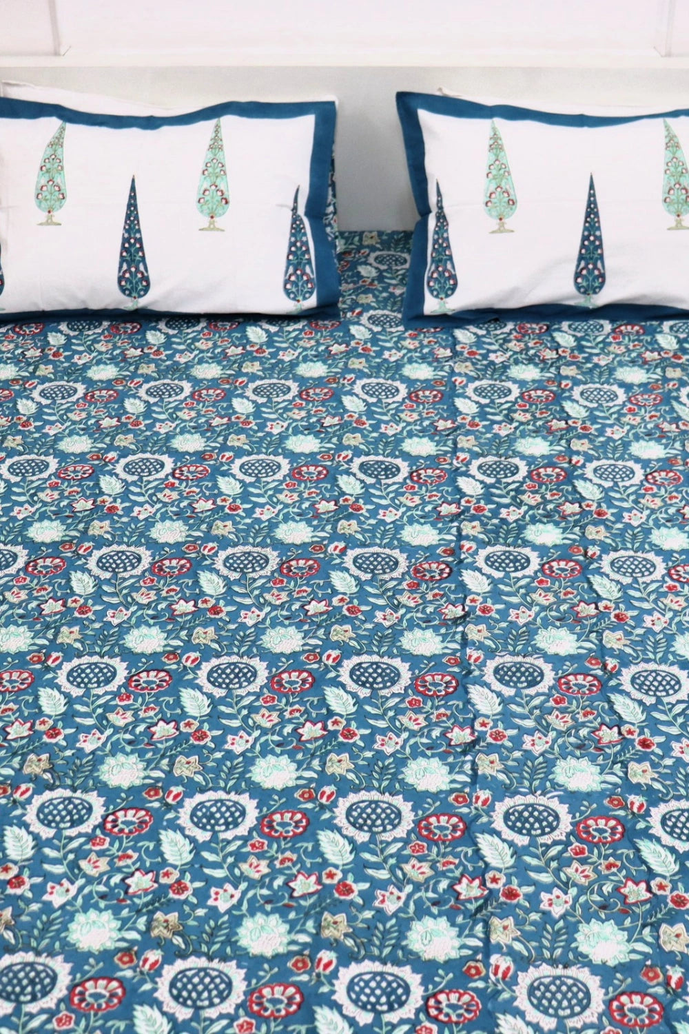 Ramya Hand Block Soft Cotton Bedsheet with 2 Pillow Covers 108*108 inches Blue