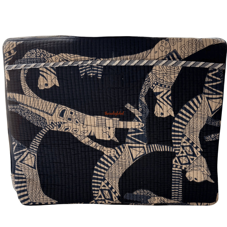 Handblock Quilted Cotton Laptop Sleeve Black 4