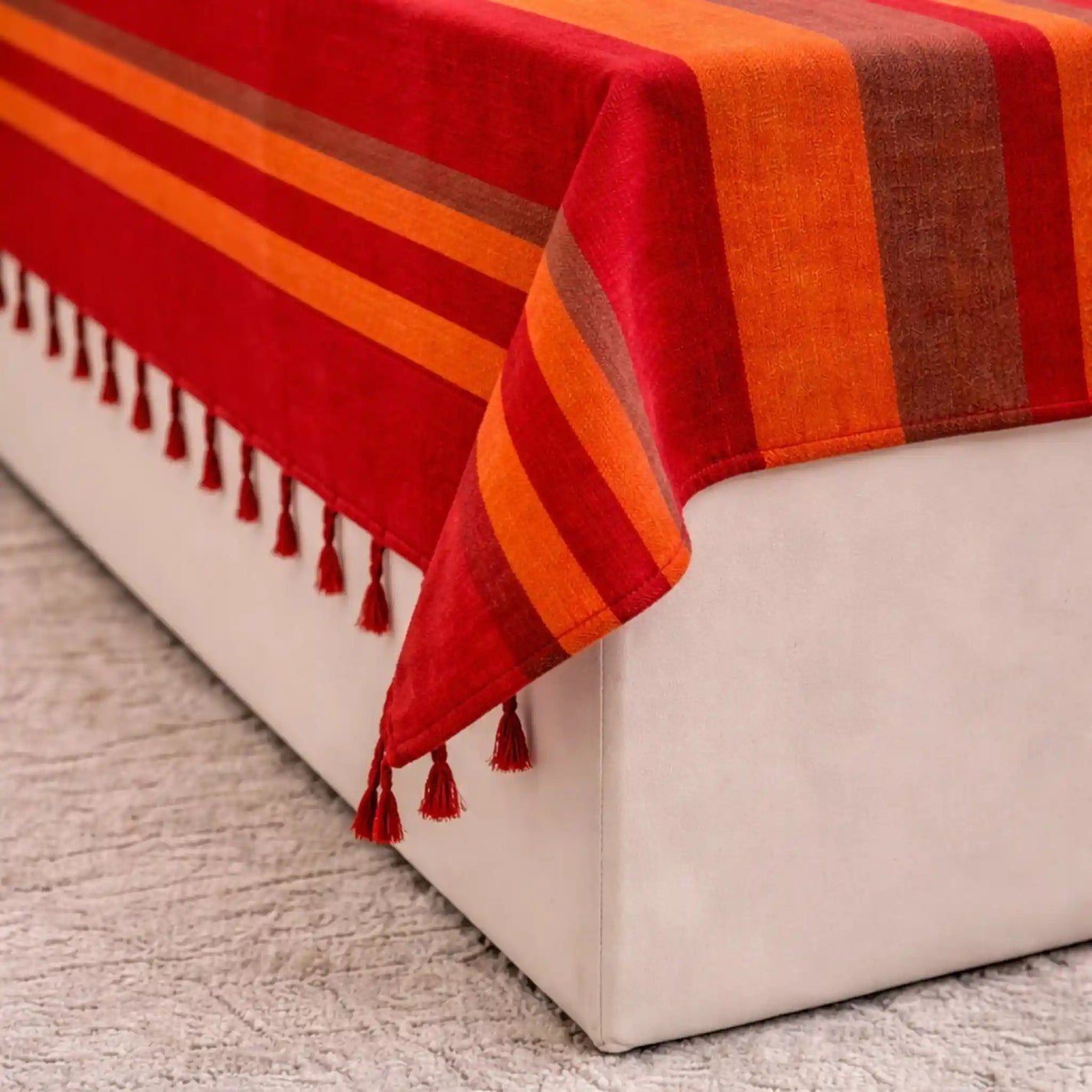 Handloom-Cotton-Bedsheet-with-Pillow-Covers-Red-4