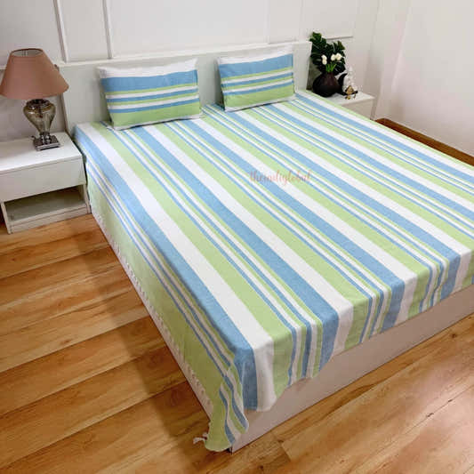 Handloom Cotton Bedcover with Pillow Covers Blue White