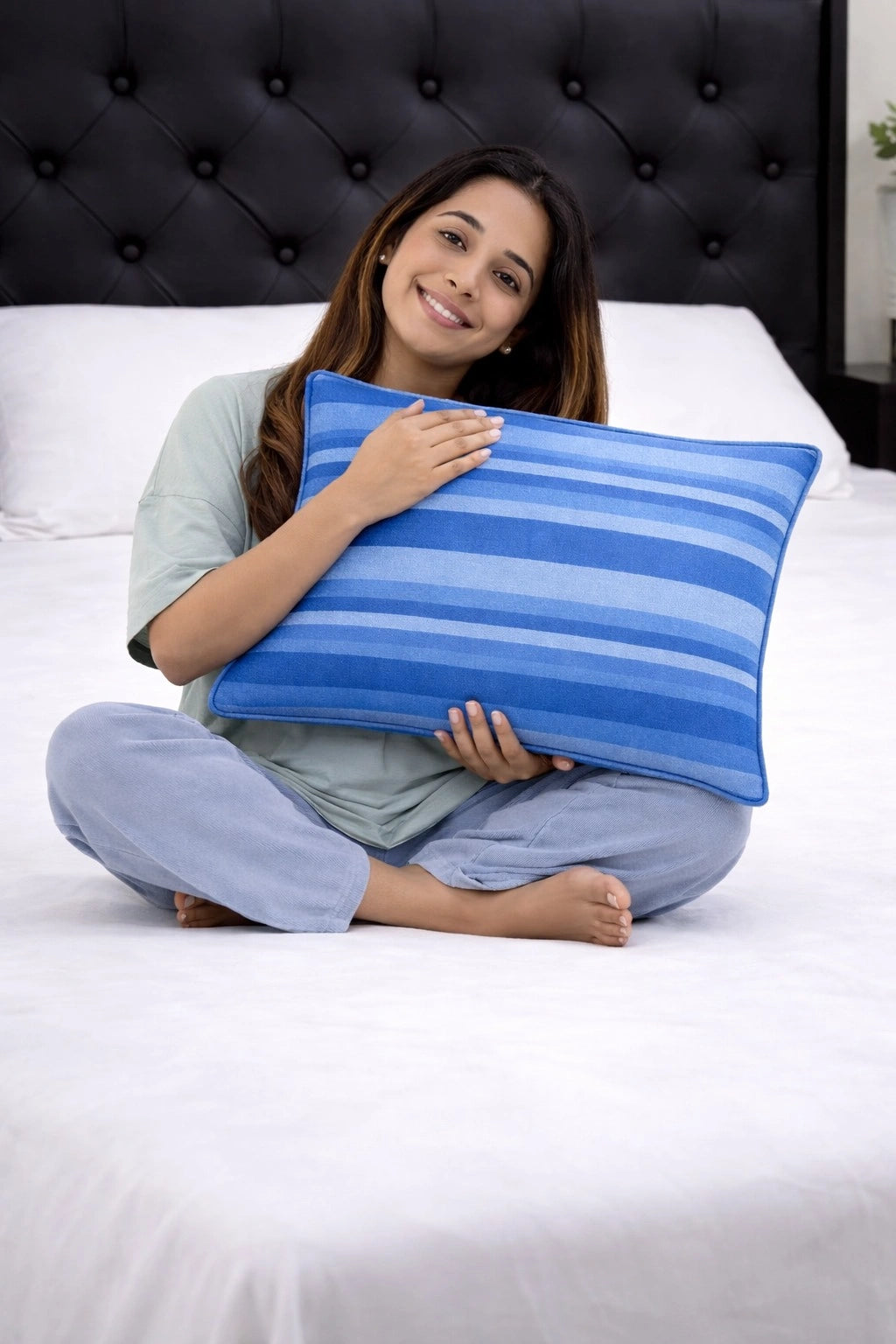 Handloom Cotton Pillow Cover blue 2
