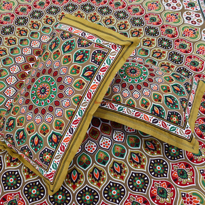 Mandala Cotton Bedsheet with 2 Pillow Covers Double Bed size Green Red