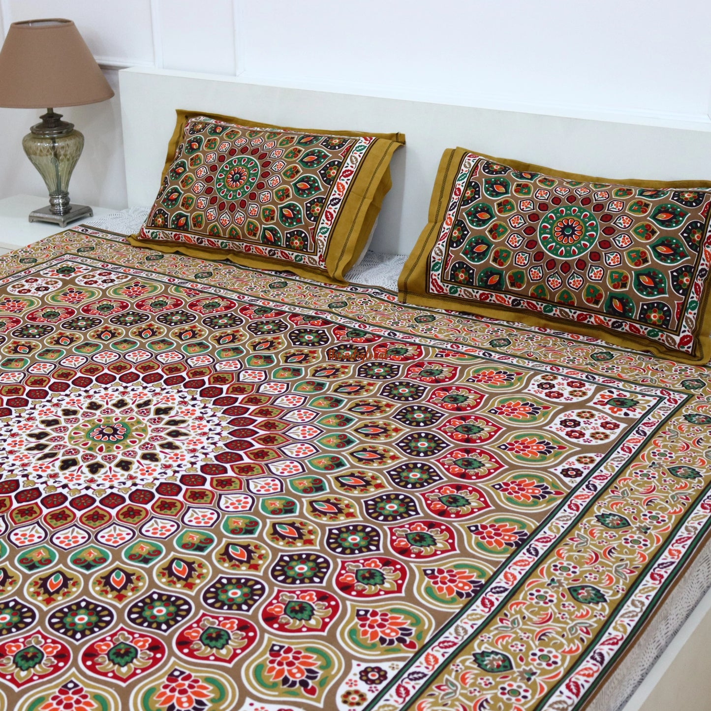 Mandala Cotton Bedsheet with 2 Pillow Covers Double Bed size Green Red