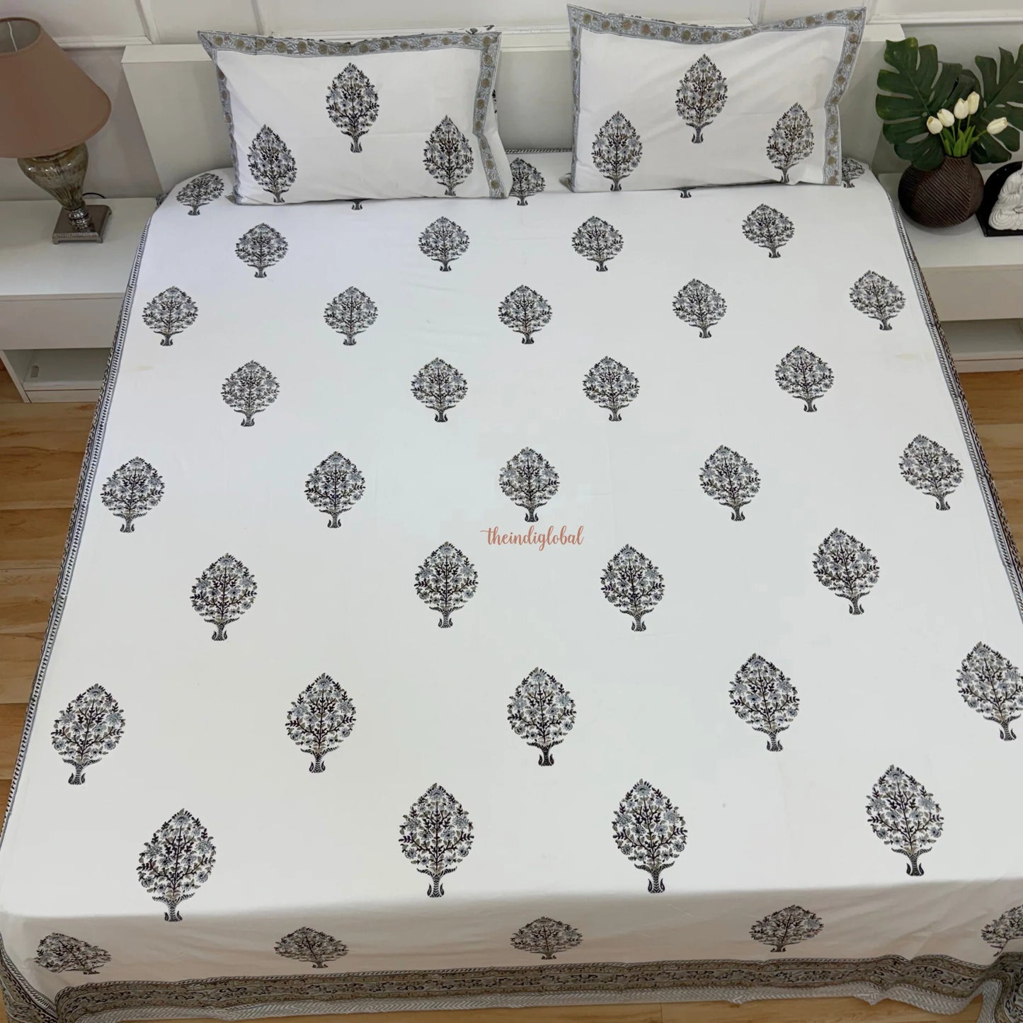 Veda Hand Block Soft Cotton Bedsheet with 2 Pillow Covers Grey