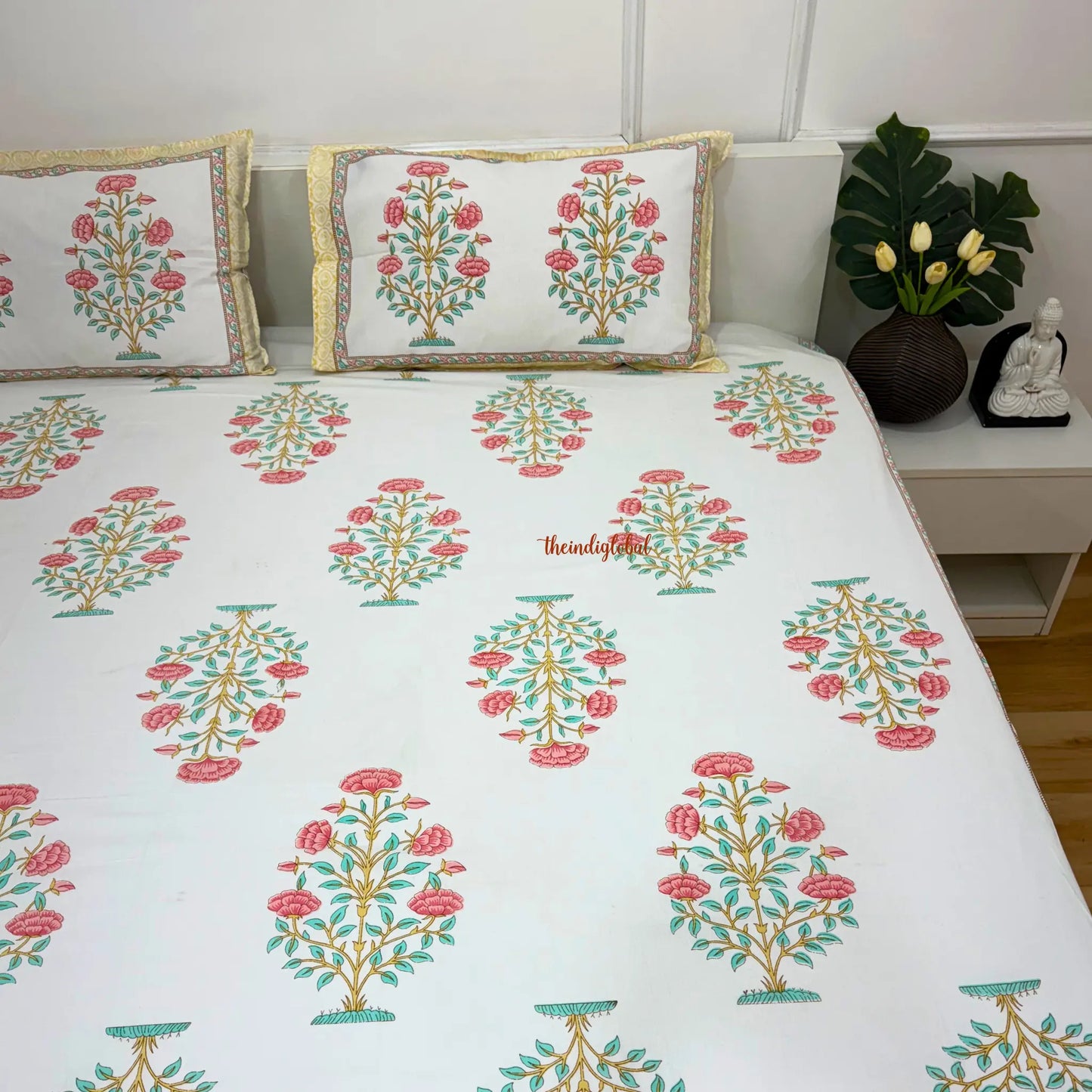 Veda Hand Block Soft Cotton Bedsheet with 2 Pillow Covers Peach