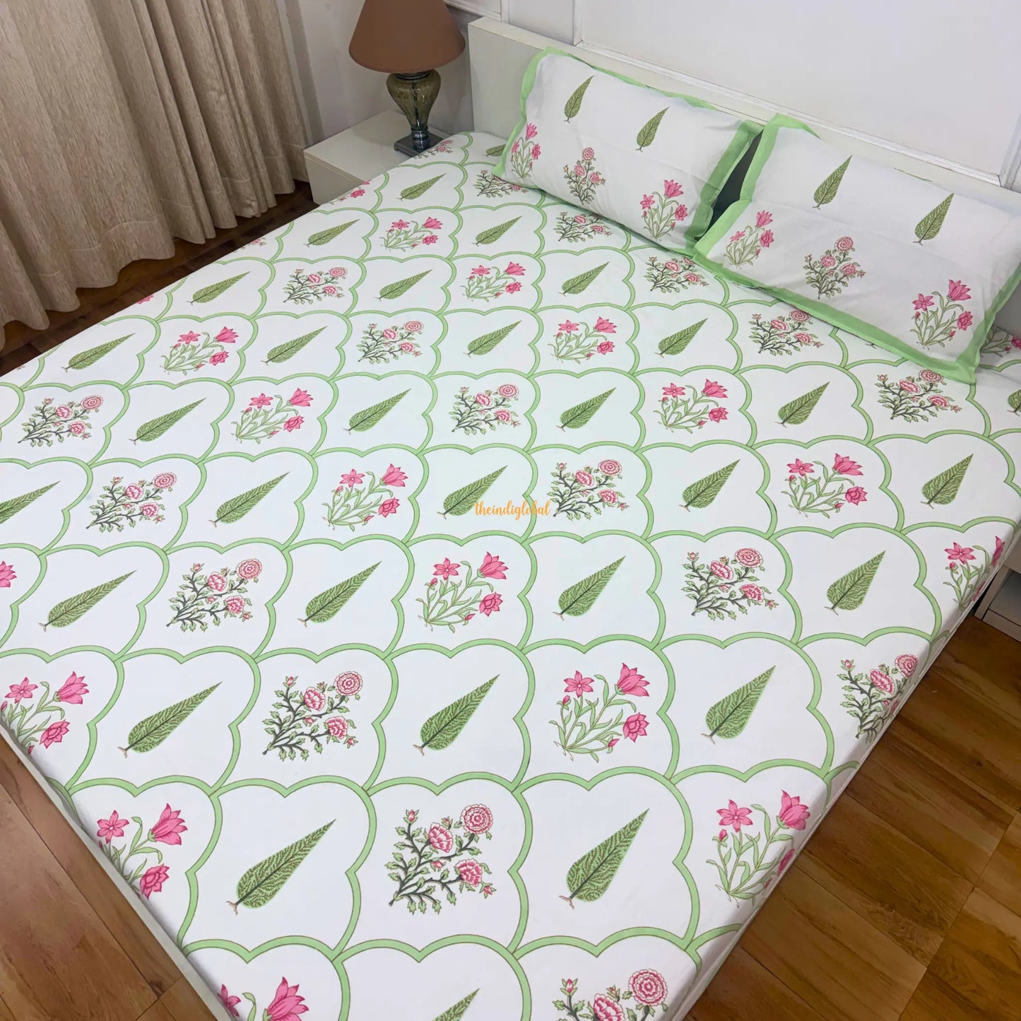 Veda Hand Block Soft Cotton Bedsheet with 2 Pillow Covers 3 img