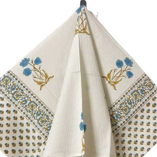 handloom-scarlet-waffel-towel-2